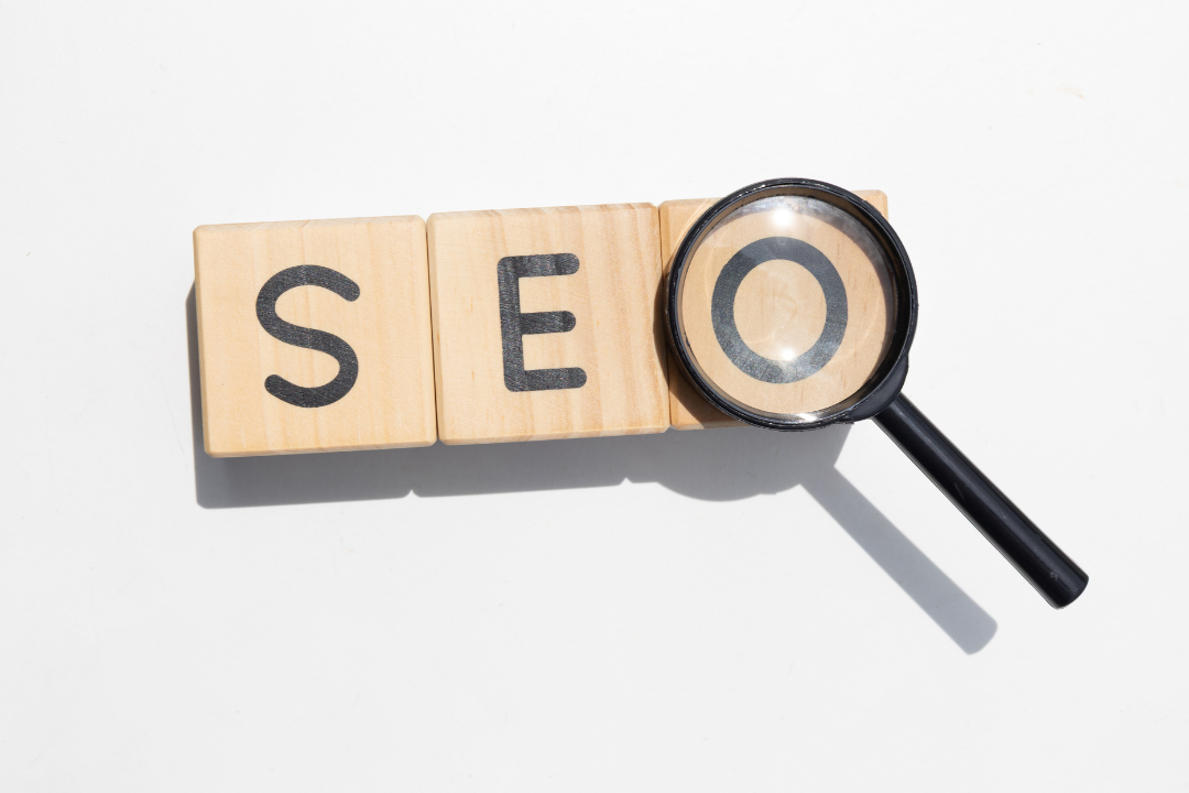 A digital graphic listing the best free SEO tools in 2025 with a magnifying glass and upward arrow icon.